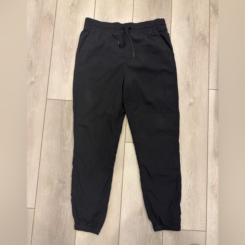 Lululemon on Full Stretch Ankle Pants Joggers 6 Black